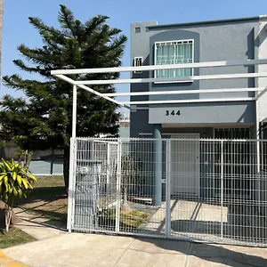 Сasa de vacaciones Casa Petfriendly Bosque De La Primavera, Guadalajara