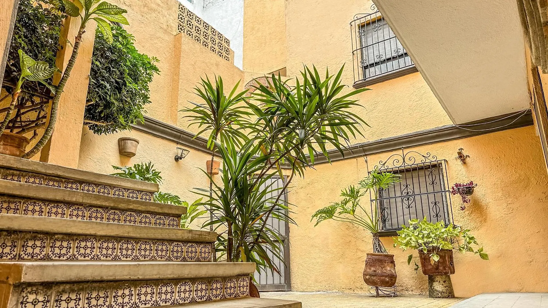 Estudio En Chapalita Estilo Y Confort Total 03 Guadalajara Apartment